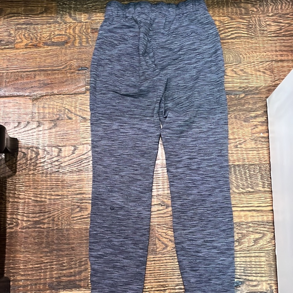 On the Fly Pants Lululemon - Picture 2 of 4